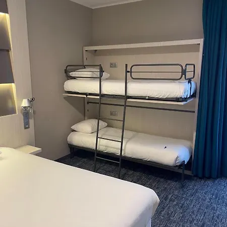 Ibis Styles