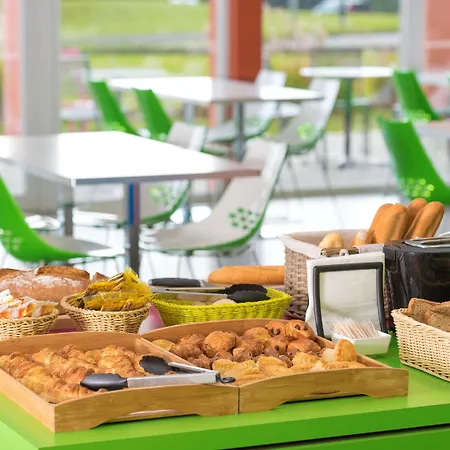 Ibis Styles ホテル ニヴェル