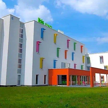 Ibis Styles 3*